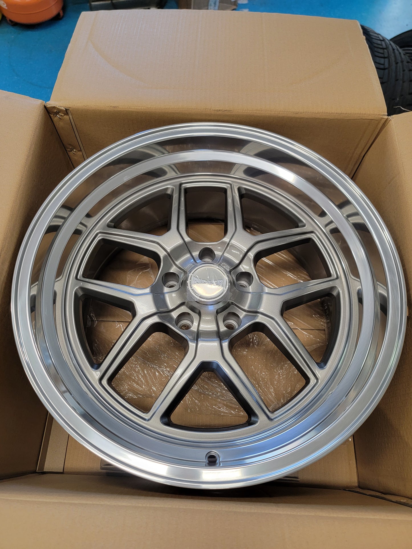 (4) 20" RIDLER 610 WHEELS w/TIRES